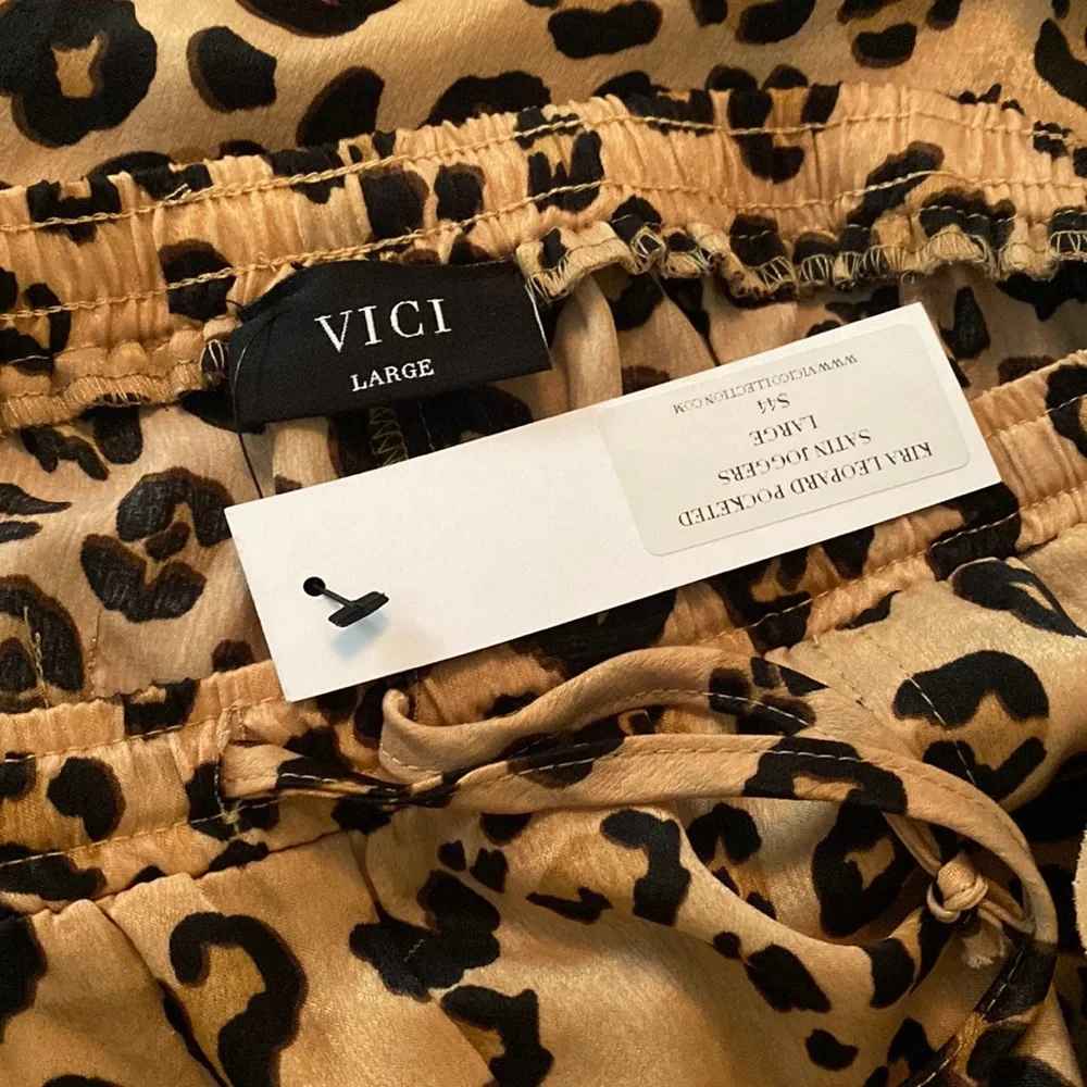 VICI Kira Leopard pocketed satin/polyester joggers_4